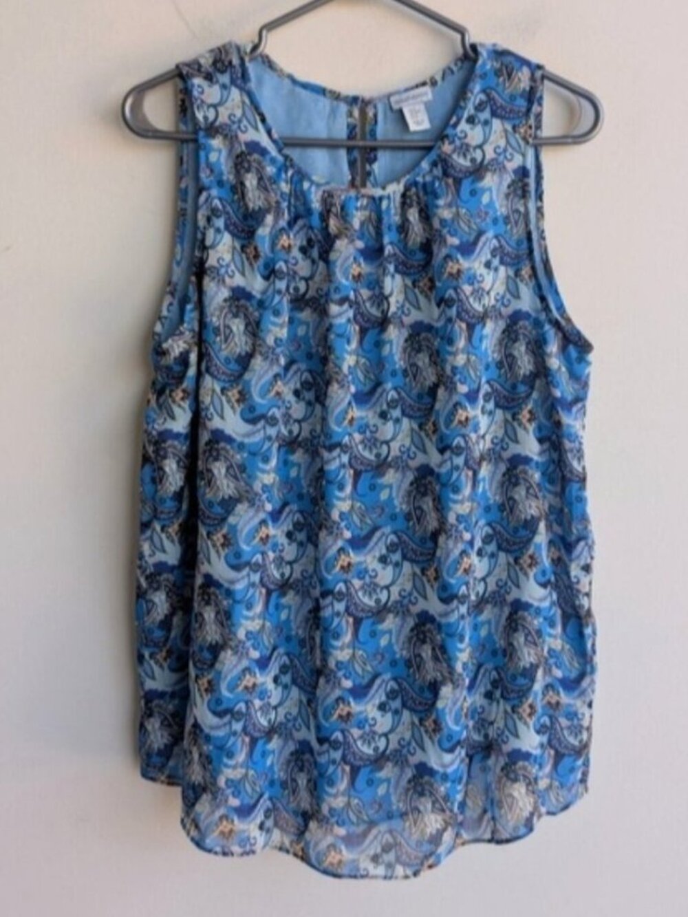 Paraphrase Blue Paisley Sleeveless Top
